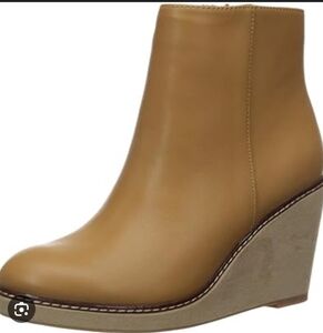 Kensie hatley Tan Wedge Ankle Boots